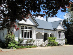 White Elephant Accomodation, Motueka